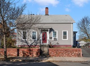 33 Harrison St, Pawtucket, RI 02860