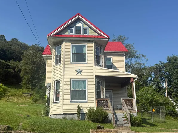 234 Thayer St, Grafton, WV 26354