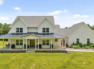 17 Wild Iris Ln, Signal Mountain, TN 37377