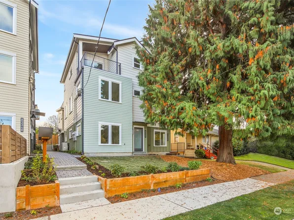 8330 26th Avenue NW, Seattle, WA 98117
