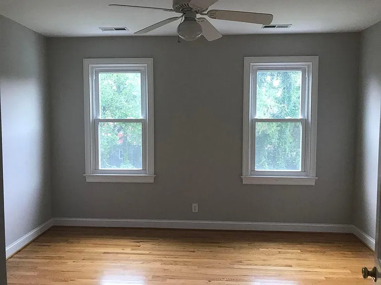 2820 Middle St — Photo 13