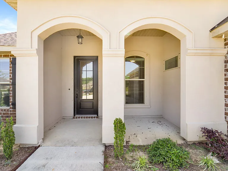523 Kensley Ave — Photo 4