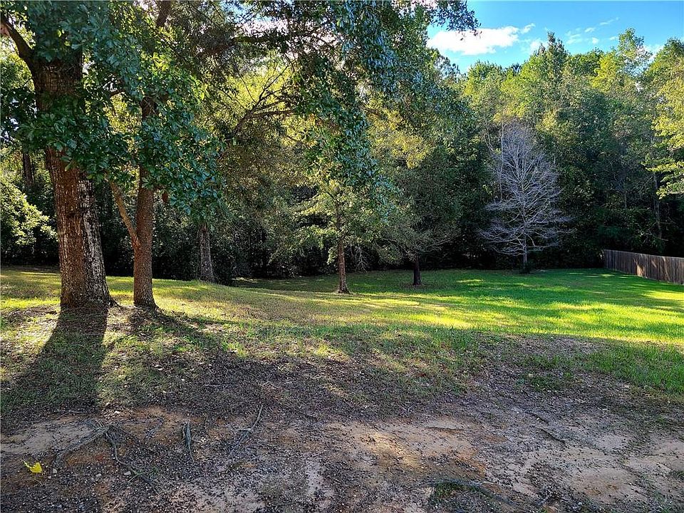 2nd image of 1930 Bradshire Dr #21