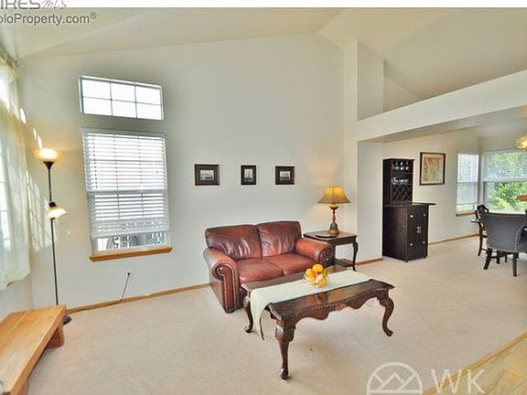 Livingroom/Dining room with lots of natural light