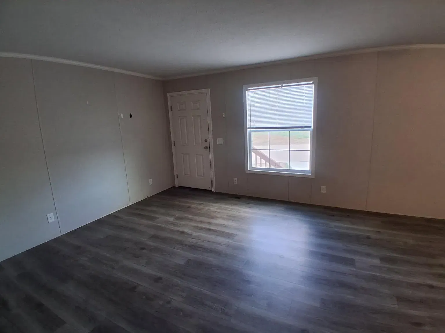 3 bed, 1024 sqft, $827 — Photo 4
