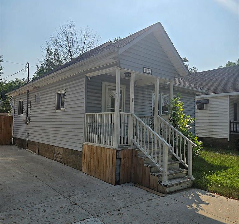 2nd image of 1122 Saint Luke Rd
