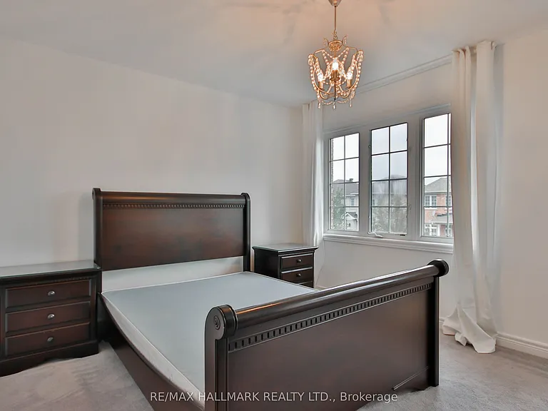 15 Briarglen Rd — Photo 28