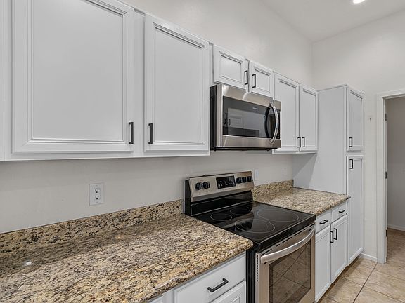 10-web-or-mls-2028 E River Rd 203-7_10022026