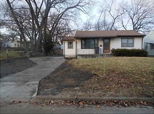 3015 Seneca Ave, Des Moines, IA 50310