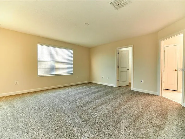 12027 Grammar Ln — Photo 16