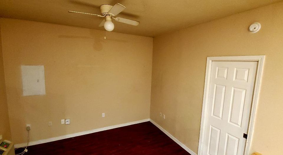 2nd image of 1339 1/2 S Florence Pl #1/2