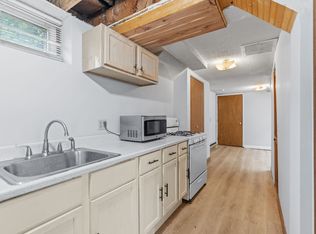 4255 Thomas Ave N #4, Minneapolis, MN 55412