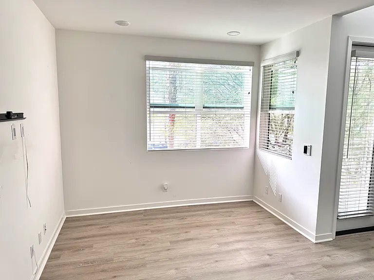 9680 Aire Pl — Photo 11