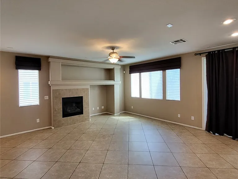 9091 Cloudy Mountain Pl — Photo 4