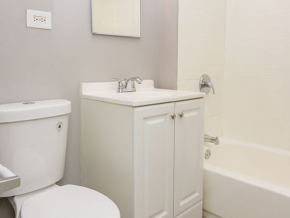 3rd image of 7436 S Kingston Ave #7446-2S