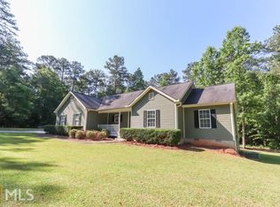 1304 Allen Rd, Grantville, GA 30220