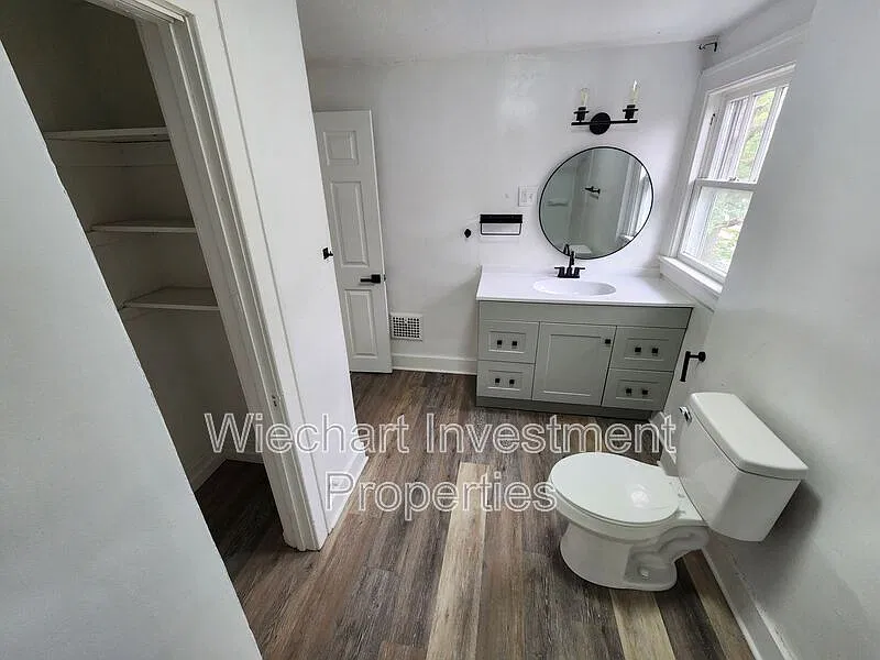 3 bed, 1.0 bath, 1224 sqft, $1,395 — Photo 3