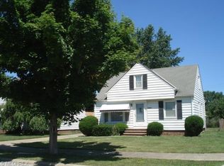 30113 Fern Dr, Willowick, OH 44095