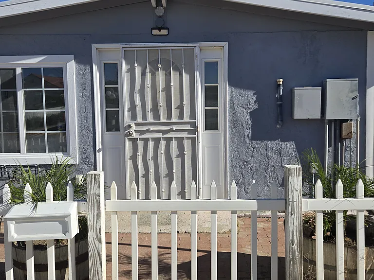 16257 Lost Canyon Rd #1 — Photo 3
