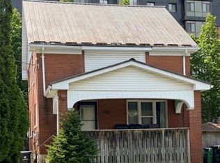 179 Regina St N, Waterloo, ON N2J3B4