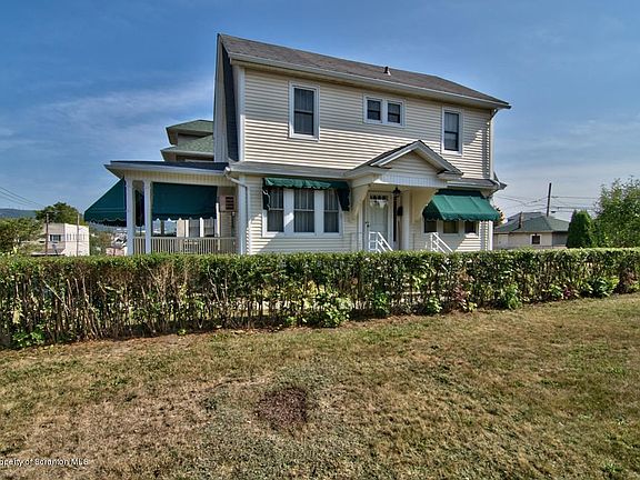 2nd image of 848 N Rebecca Ave