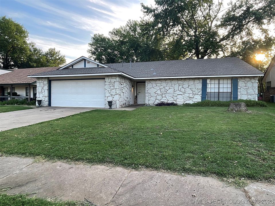 1st image of 7408 S Gum Ave