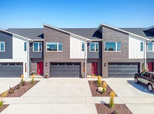 454 Aldon Cir, Green Bay, WI 54304