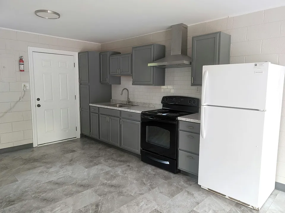 1211 N Driver St #1209