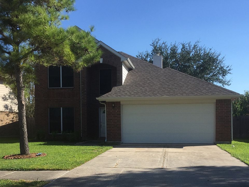 1st image of 310 Grand Isle Ln