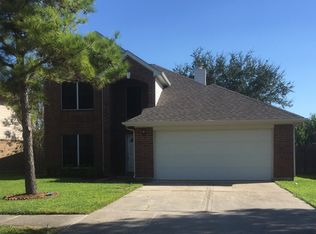 310 Grand Isle Ln, Dickinson, TX 77539