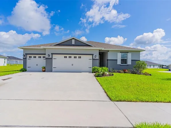 2201 Gladiolus Ln, Mascotte, FL 34753