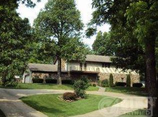 2020 Estella Dr, Neosho, MO 64850