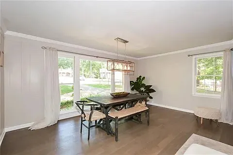 Vanguard Cir SW — Photo 13