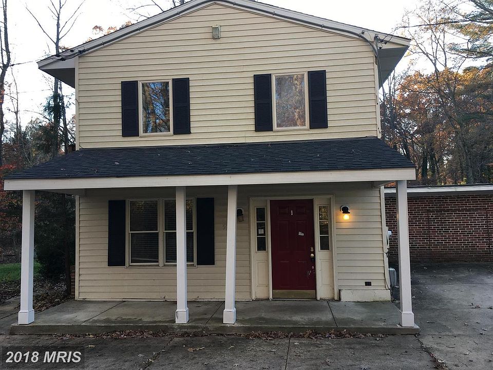 2nd image of 5200 Bush St