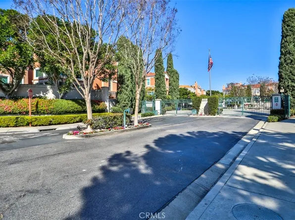 5 Arese Aisle, Irvine, CA 92606