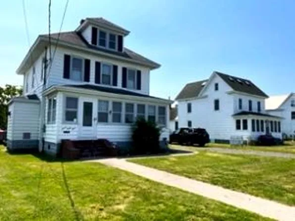 3398 Main St, Chincoteague, VA 23336