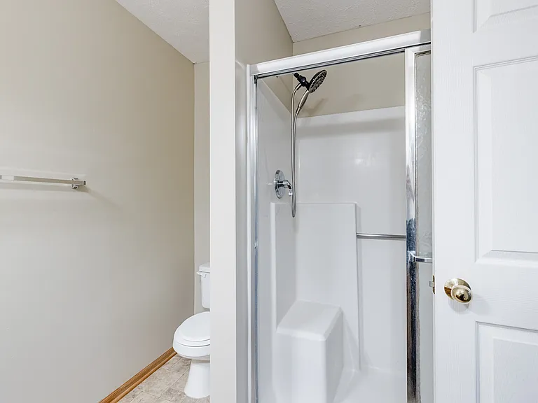 8804 Sicily Ln — Photo 38