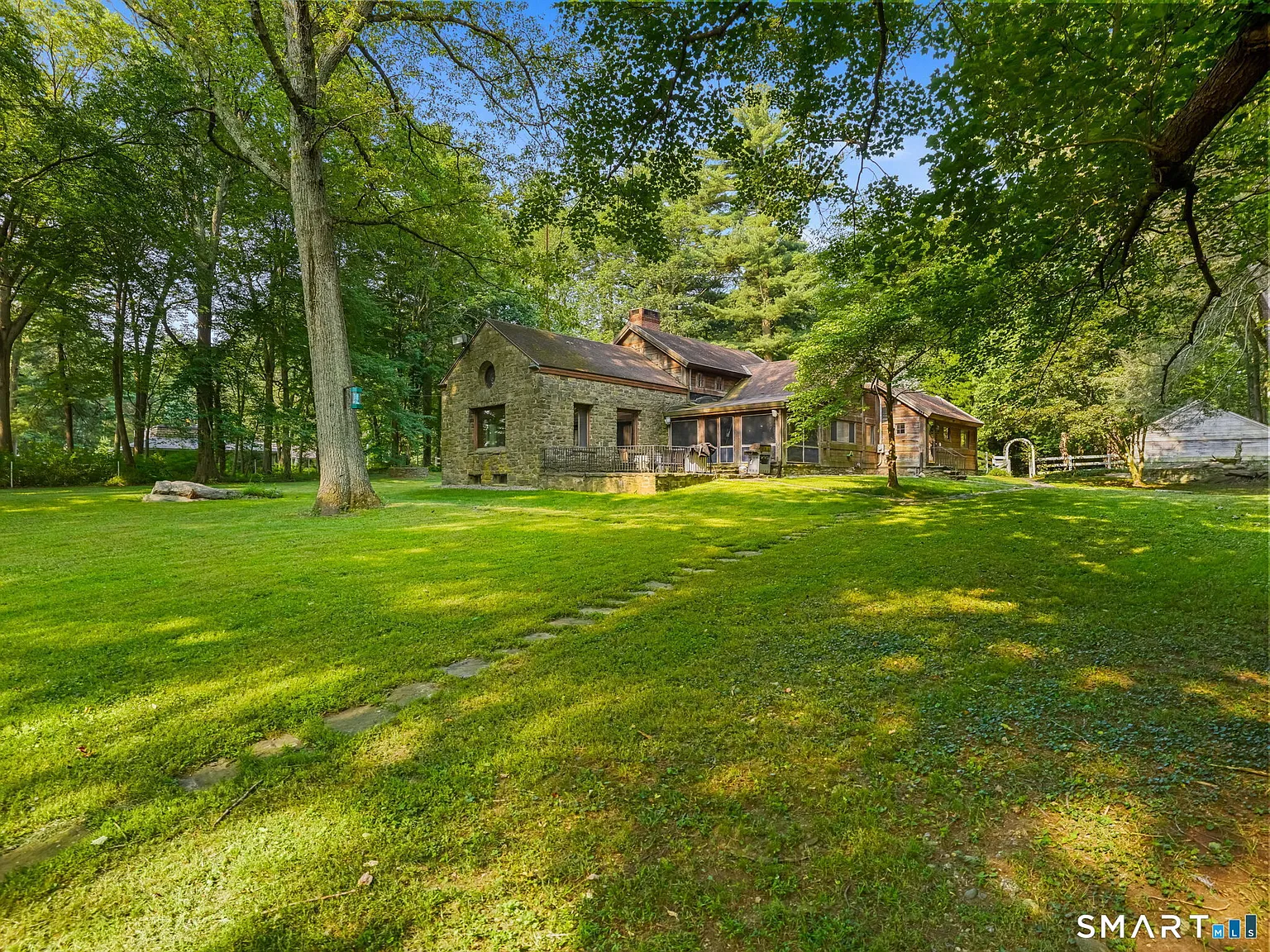 4 bed, 4.0 bath, 3506 sqft, $4,000 — Photo 3