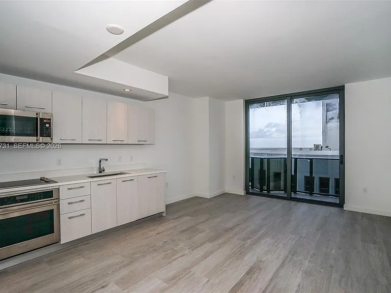 55 SW 9th St #2907 — Photo 4