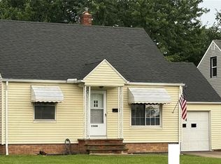 23000 Tracy Ave, Euclid, OH 44123