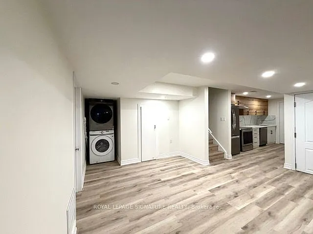 362 Landsborough Ave #BASEMENT — Photo 3