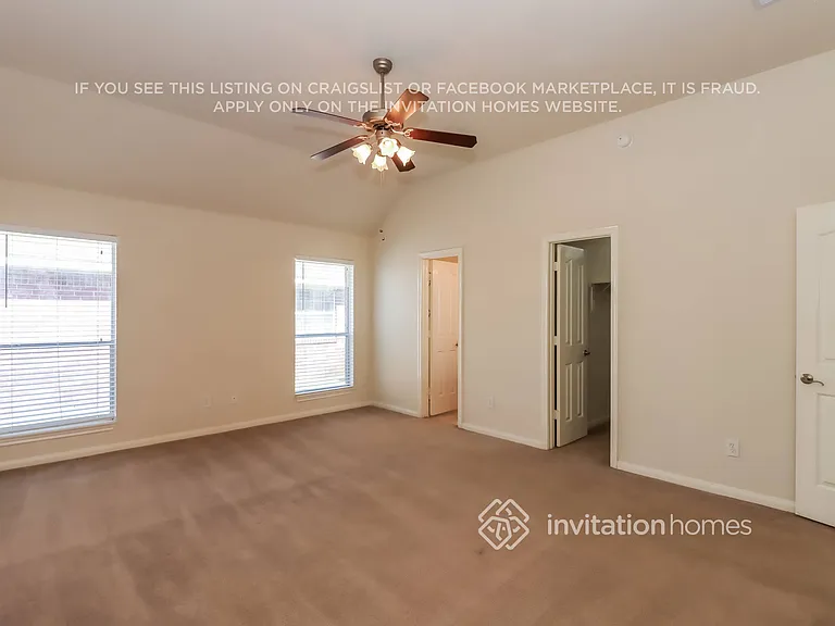 383 Hyland Ln — Photo 8