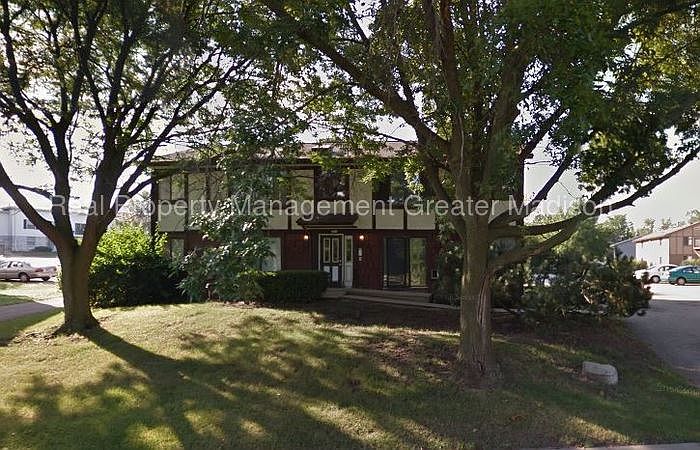 1st image of 5677 Williamsburg Way APT 4