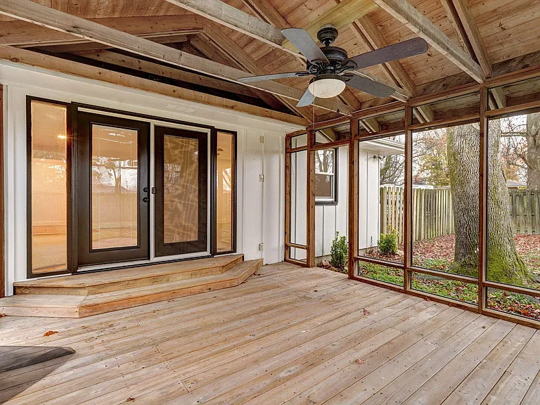 701 Hillcrest Ave — Photo 8