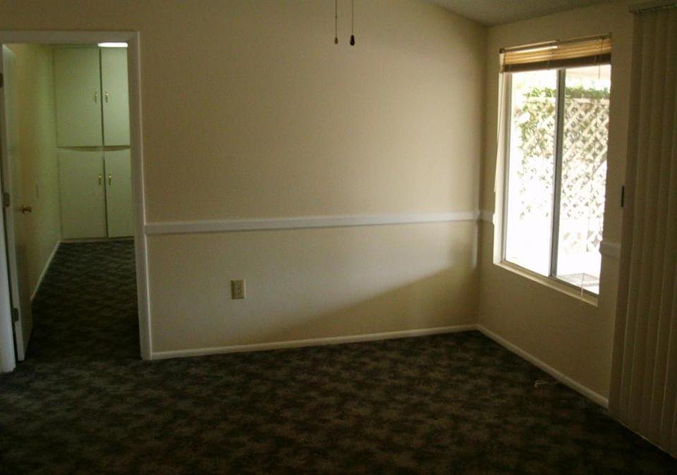 2nd image of 10342 W Bayside Rd