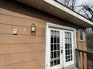 401 Castle Heights Rd #B, Bowling Green, KY 42103