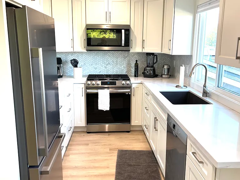 Fully stocked kitchen with everything you need and feel right at home.