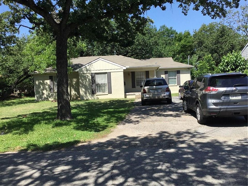 1st image of 403 Briarwylde Dr
