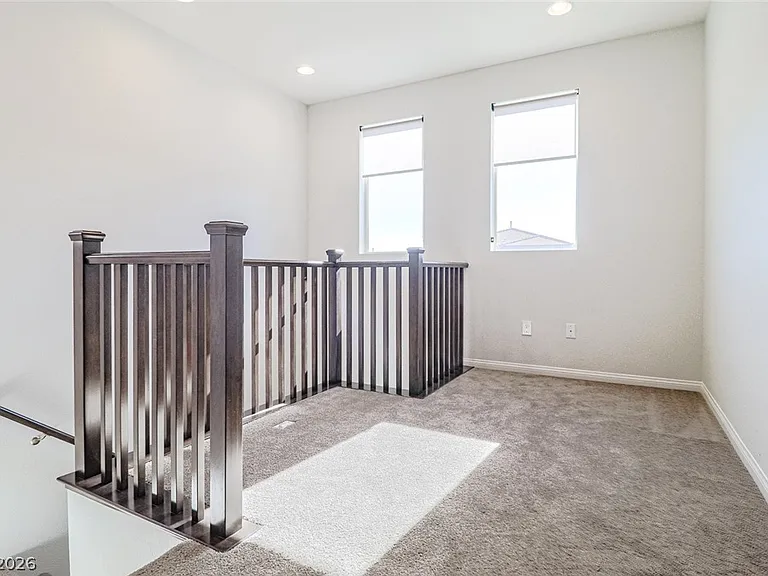 9220 Far Side Ave — Photo 31