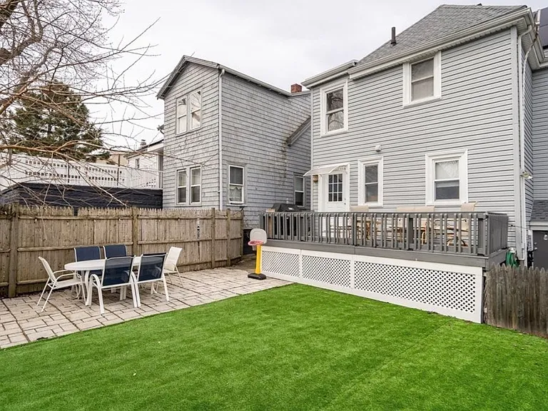 61 Rich St — Photo 18